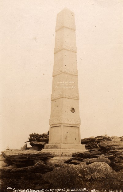 obelisk monument 