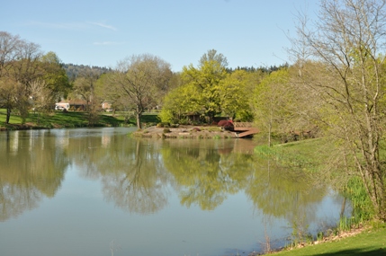 lake sacajewea