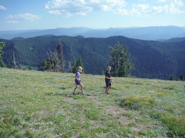 hiking washington