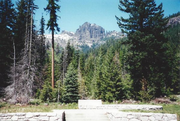Fifes Peaks 