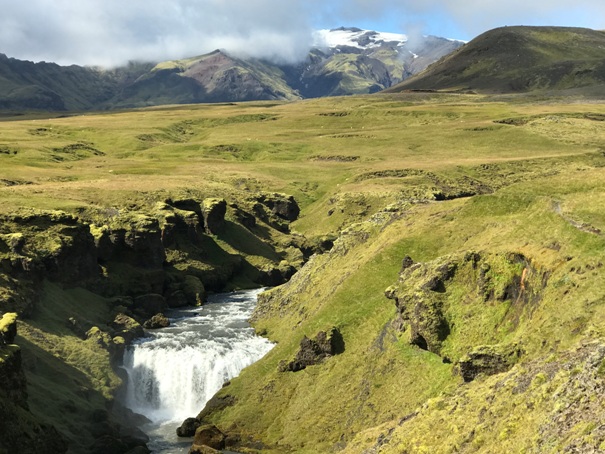 iceland hiking