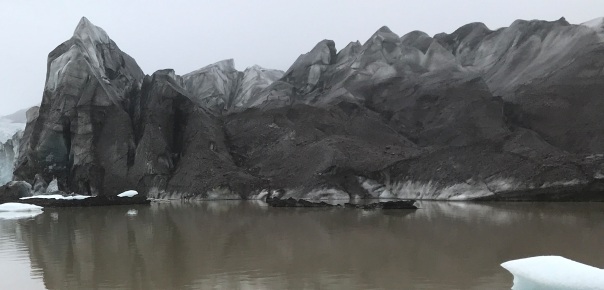 Svinafellsjokull Glacier 